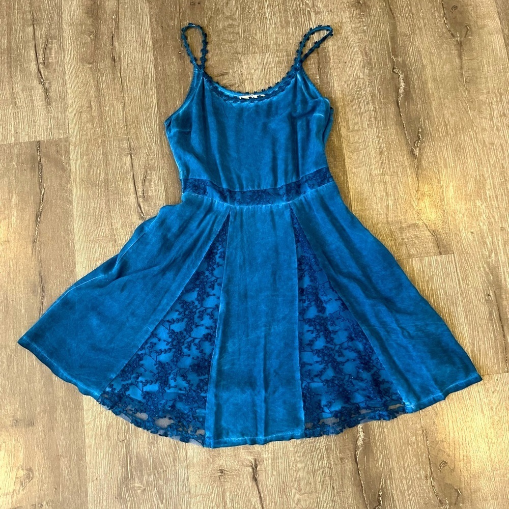 Womens Skater dress blue sleeveless embroidered accents
